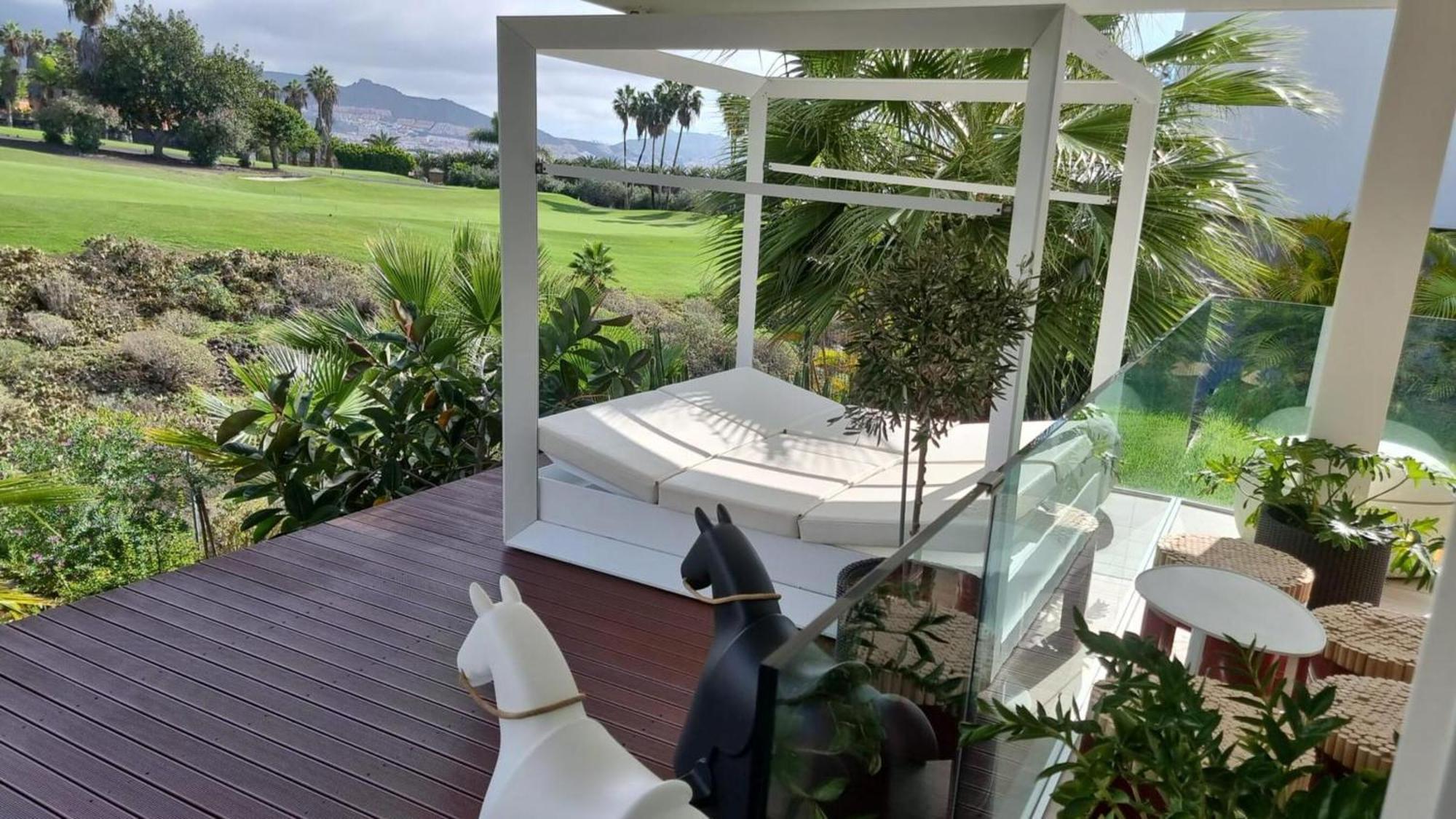 Luxury Villa Rebeka - Heated Pool And Jacuzzi Costa Adeje  Buitenkant foto