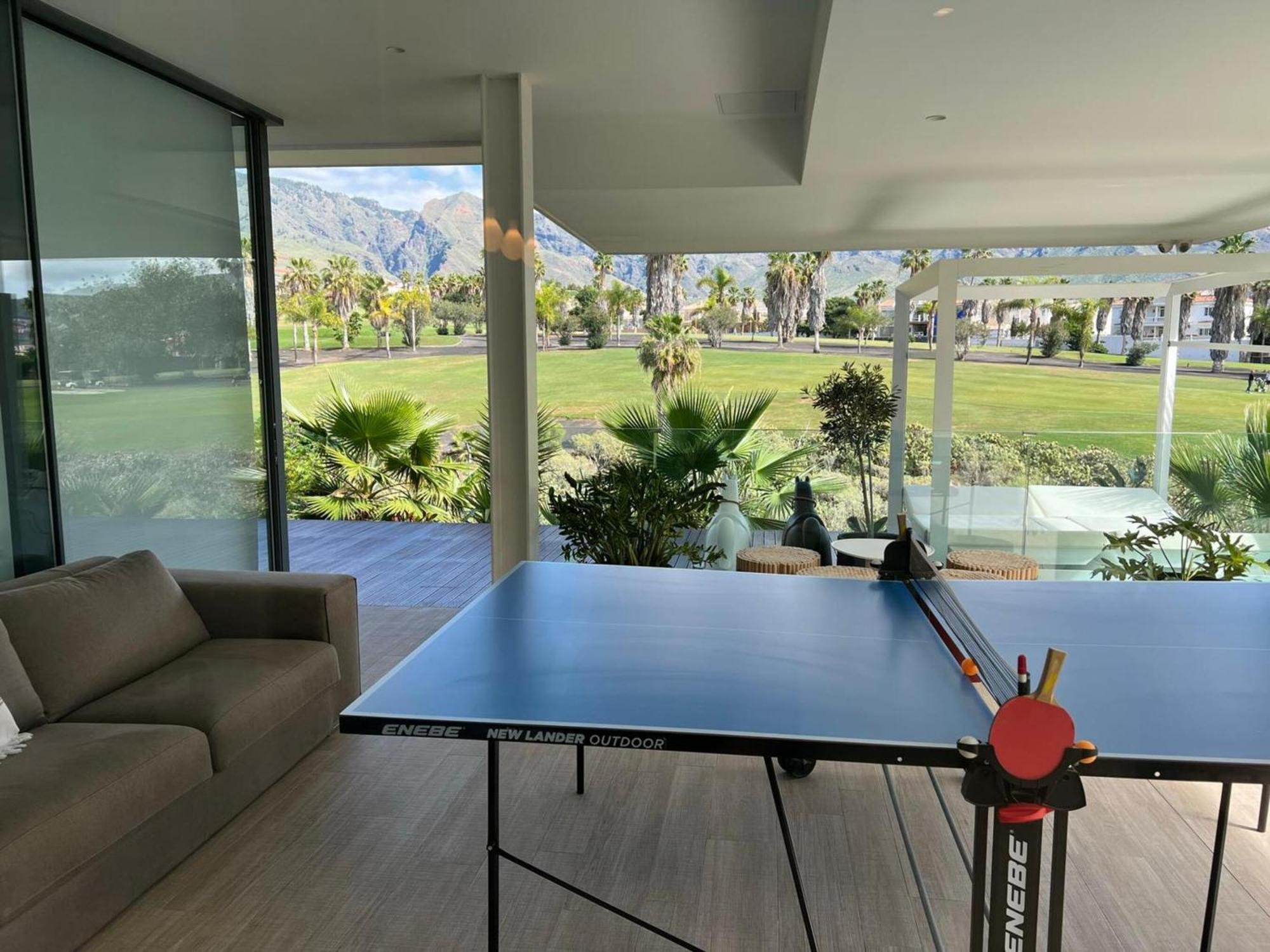 Luxury Villa Rebeka - Heated Pool And Jacuzzi Costa Adeje  Buitenkant foto